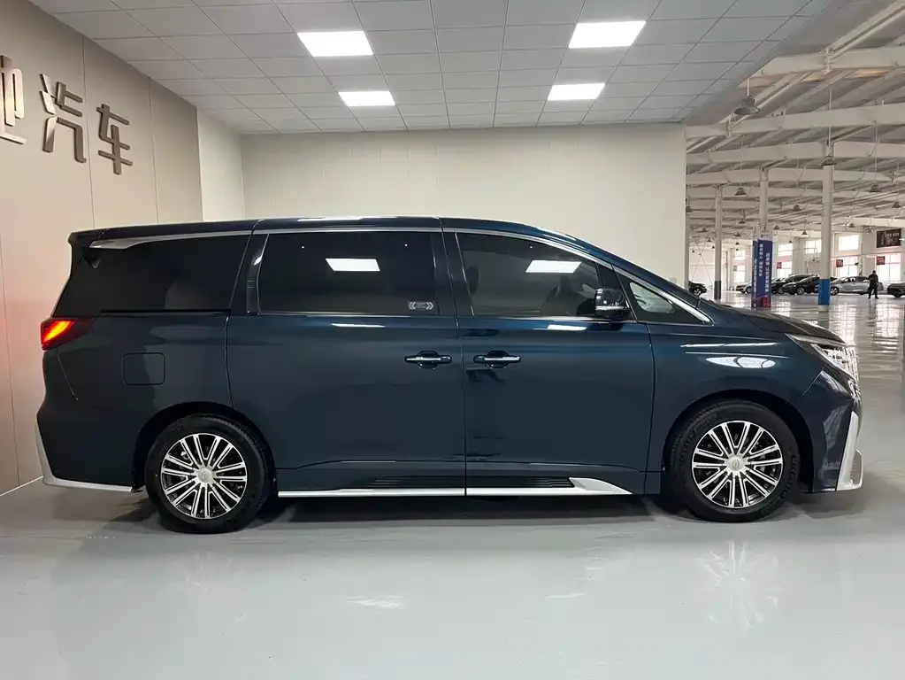 GAC Motor Trumpchi M8 — фото 7