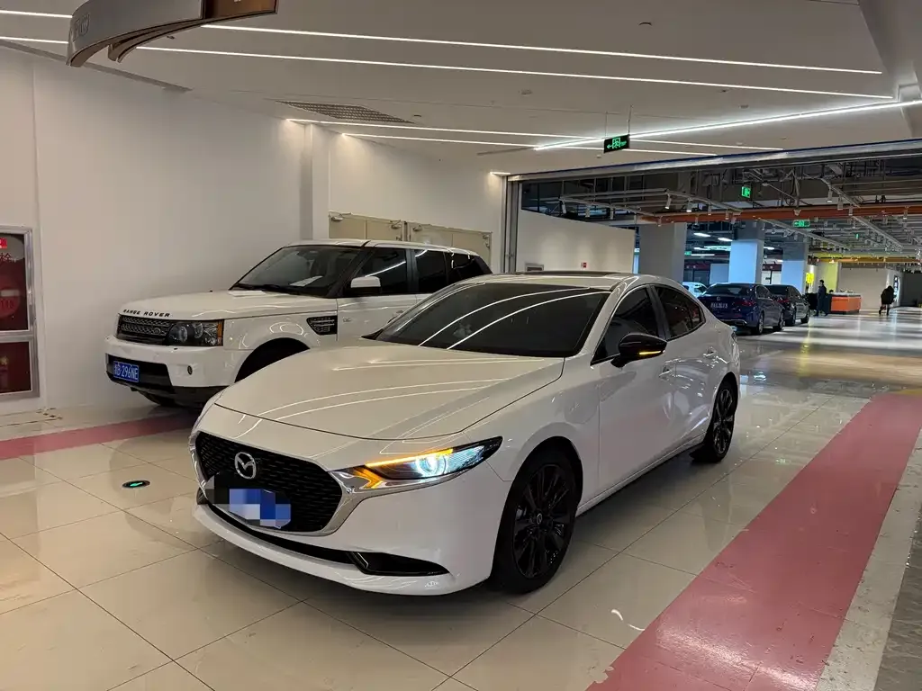 Mazda 3 Axela