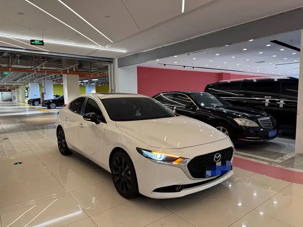Mazda 3 Axela 2024 из CN, фото 5