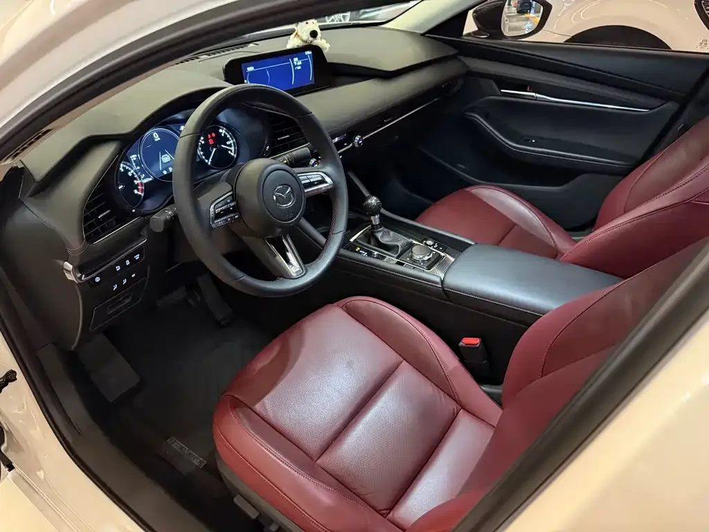 Mazda 3 Axela 2024 из CN, фото 10
