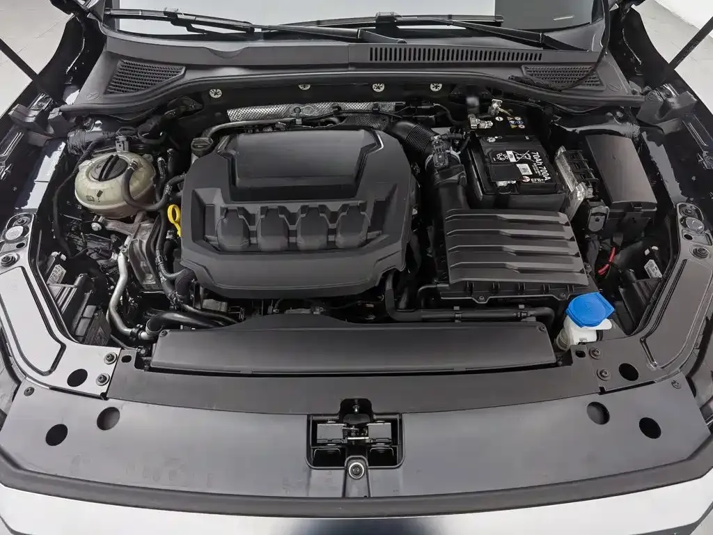 Volkswagen Passat — фото 10