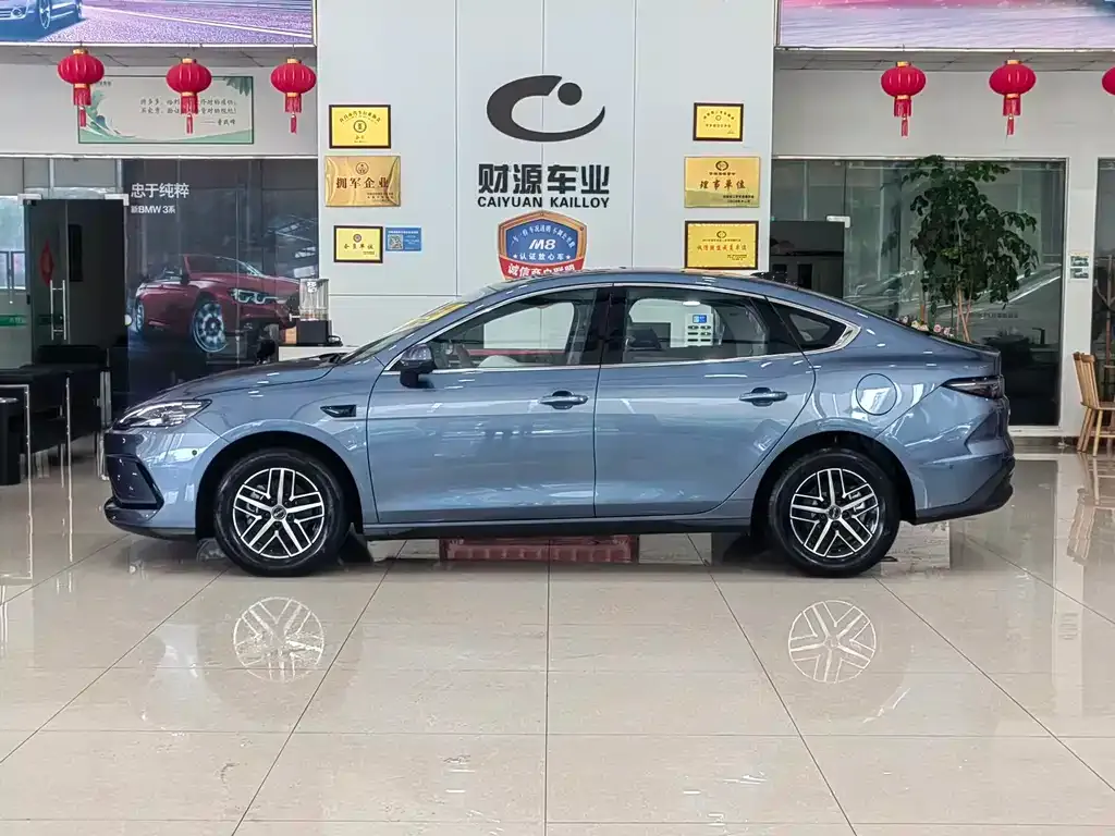 BYD Seal 05 DM-i — фото 4