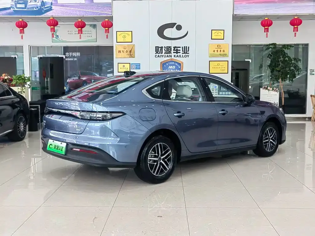 BYD Seal 05 DM-i — фото 9