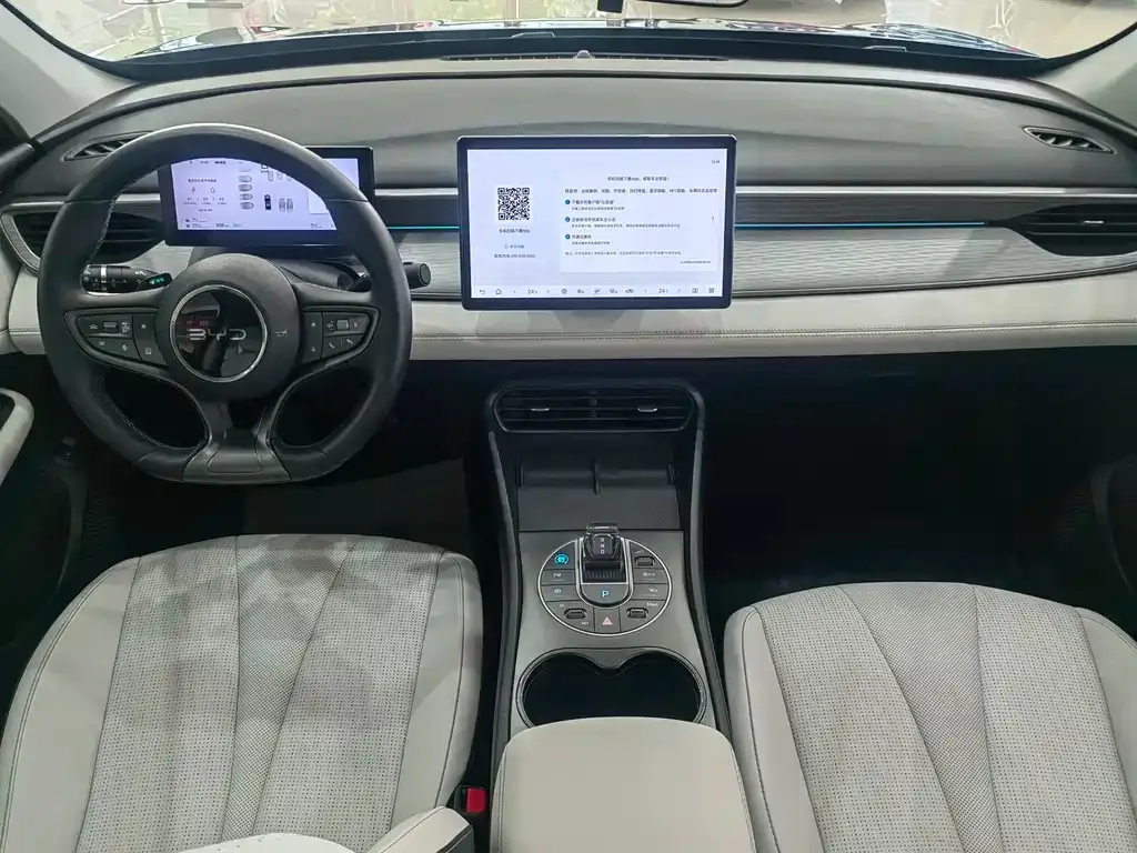 BYD Seal 05 DM-i — фото 3