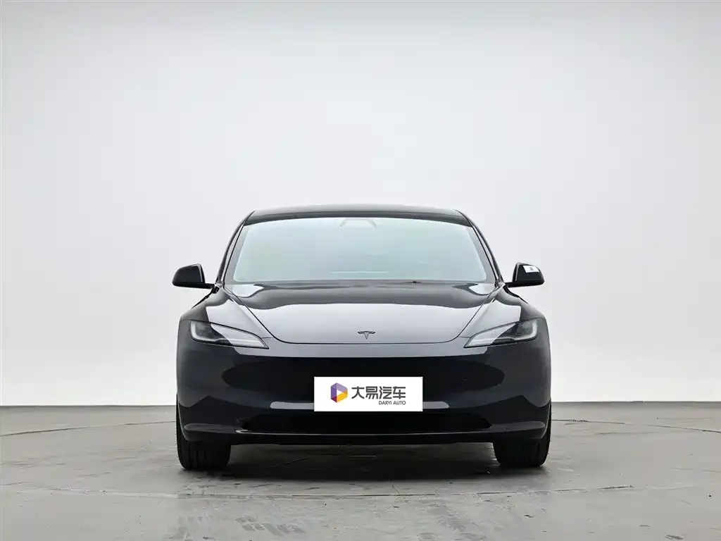Tesla Model 3 — фото 2