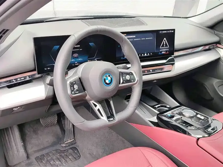 BMW i5 — фото 2