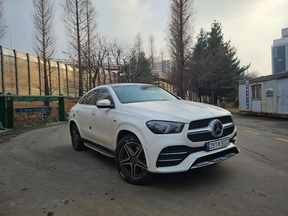 Mercedes-Benz GLE-Class — фото 7