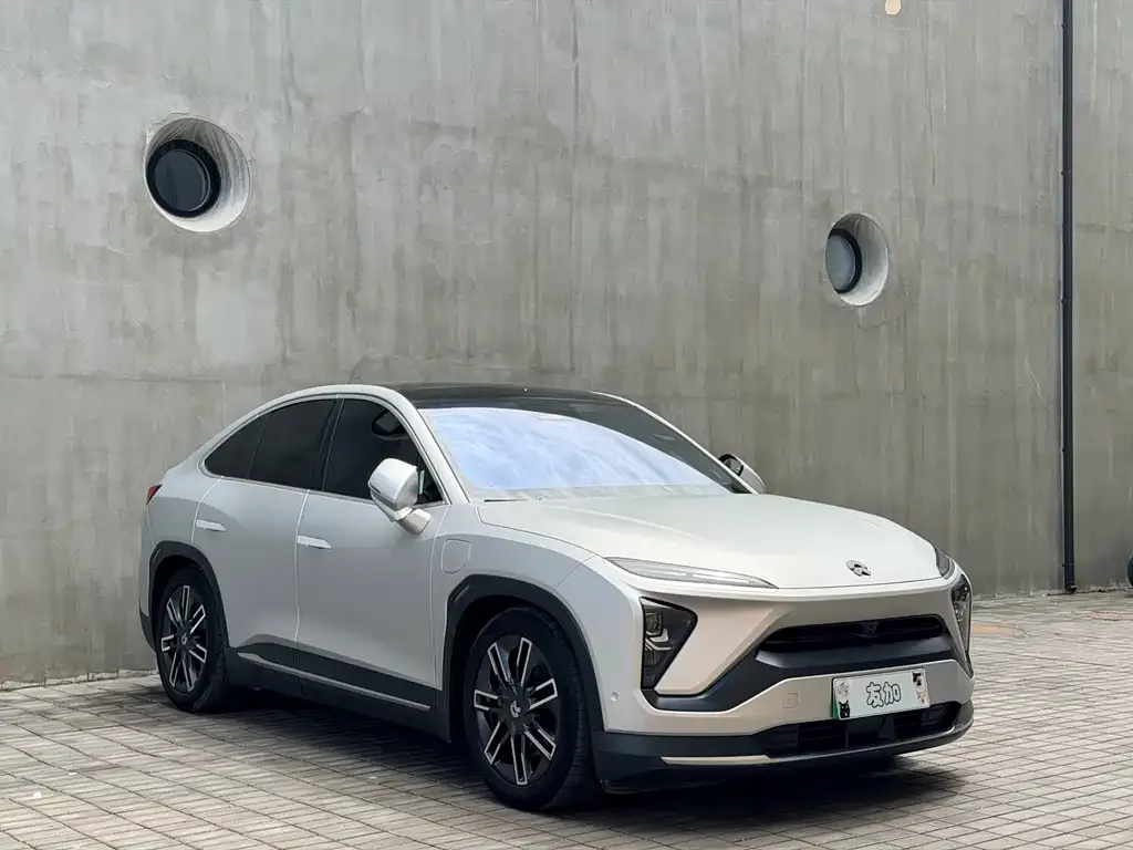 NIO EC6 — фото 8