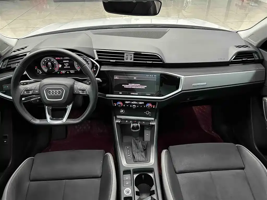 Audi Q3 — фото 9