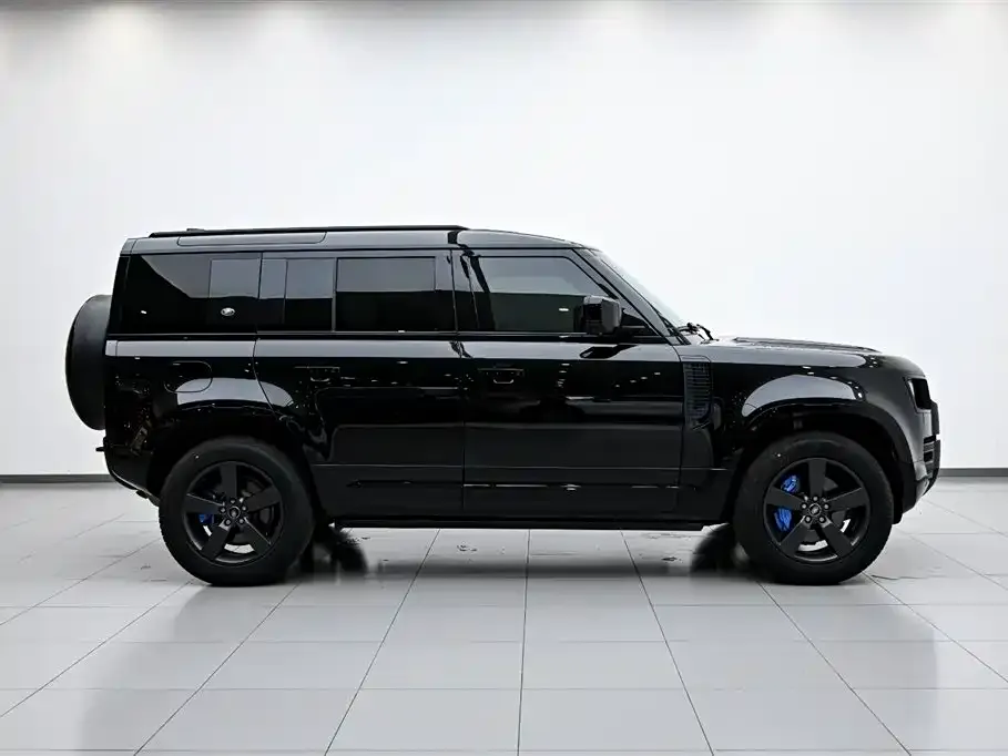 Land Rover Defender — фото 2