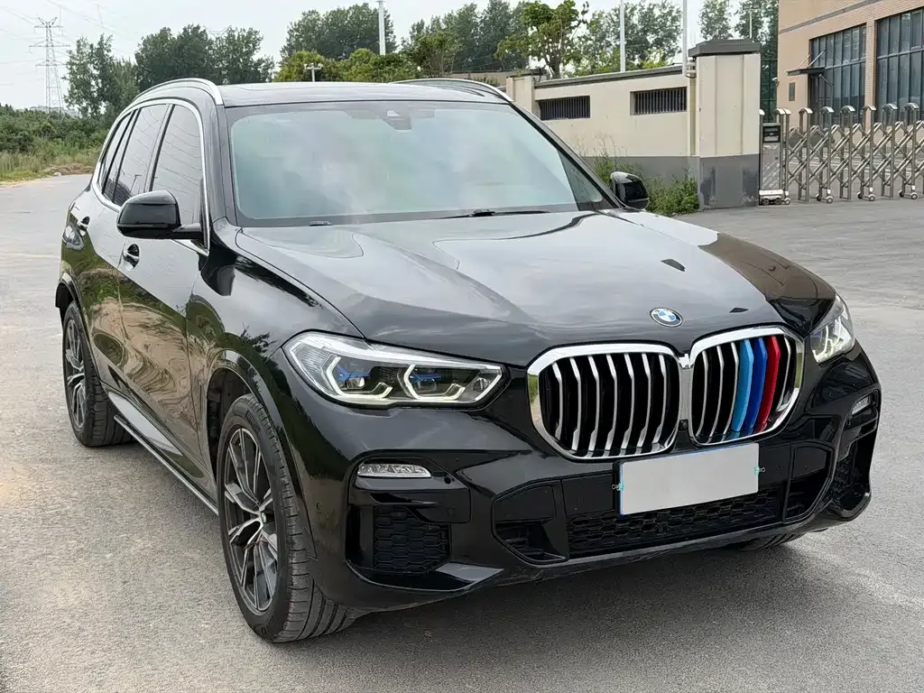 BMW X5 (Import) — фото 5