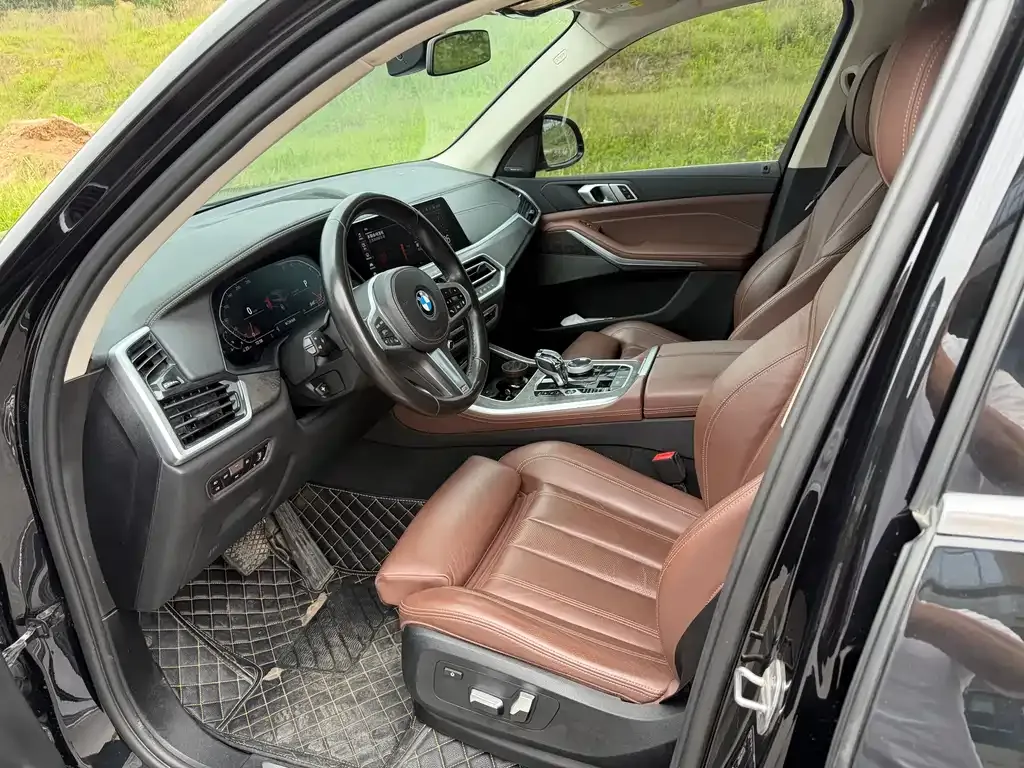 BMW X5 (Import) — фото 8