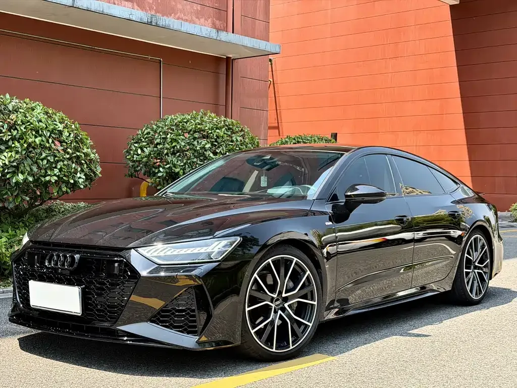 Audi A7 — фото 1