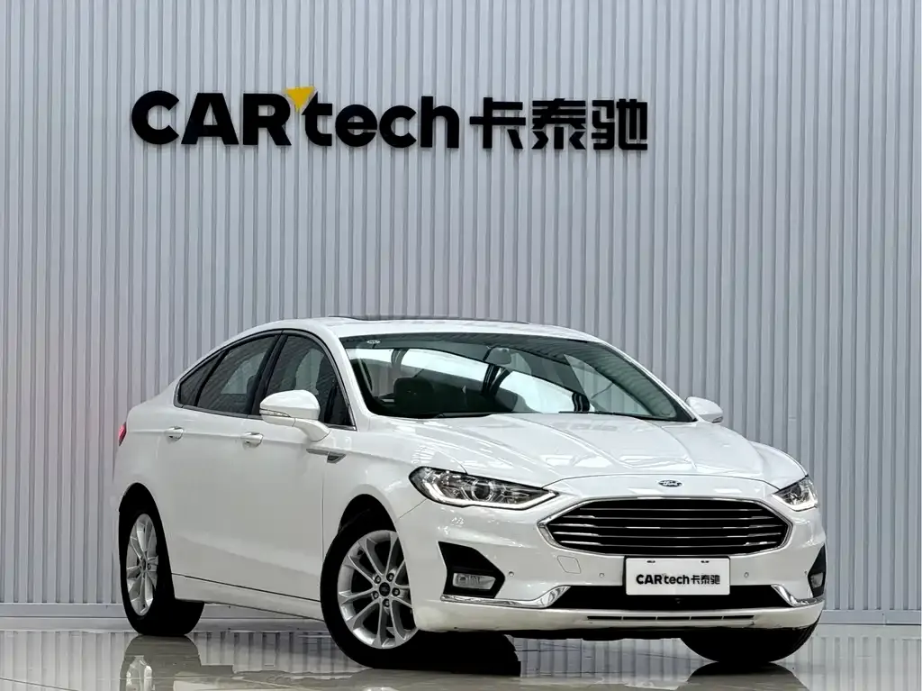 Ford Mondeo — фото 10