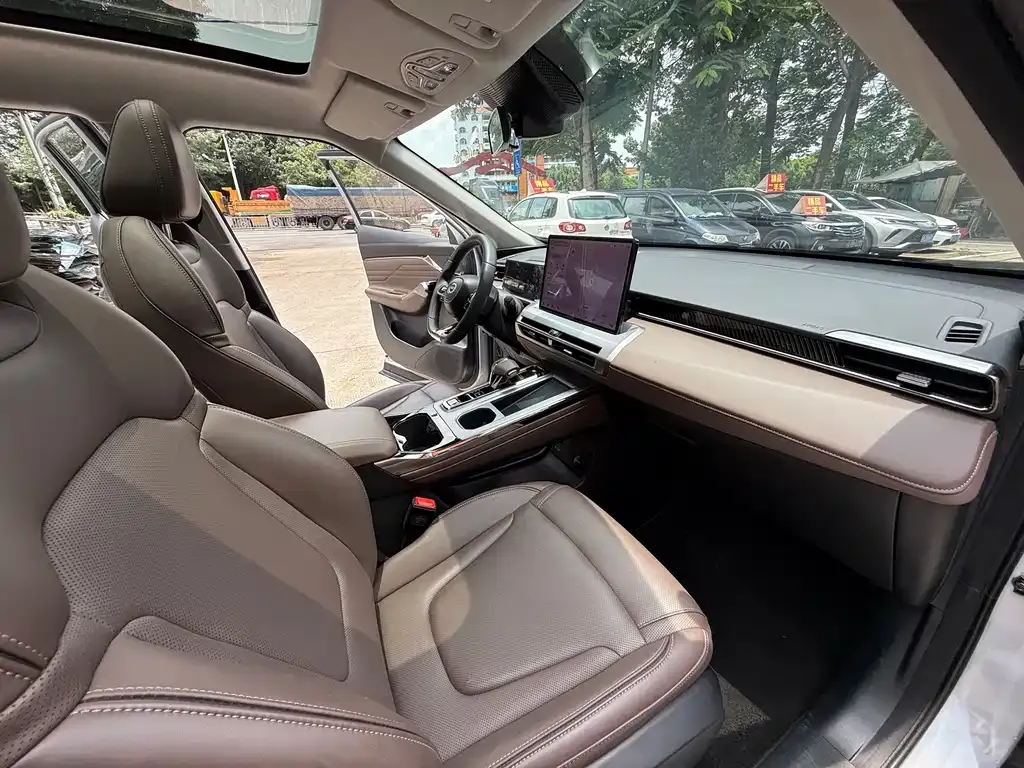 GAC Motor Trumpchi GS4 — фото 8