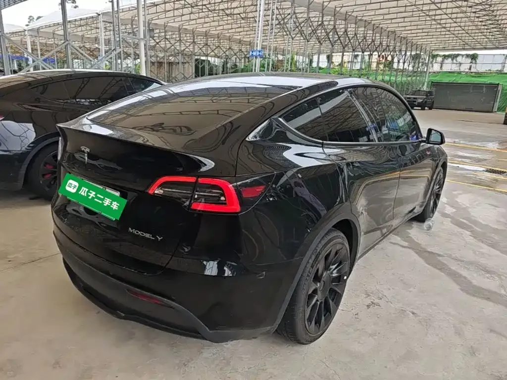 Tesla Model Y — фото 7