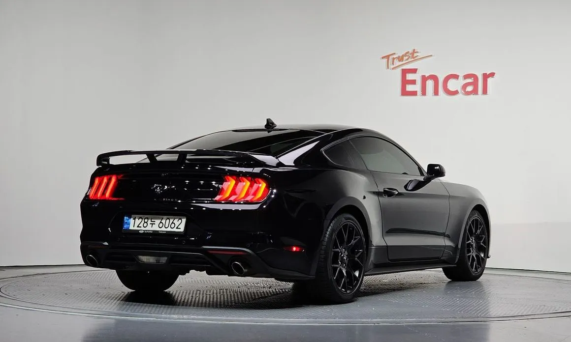 Ford Mustang 2022 из KR, фото 3