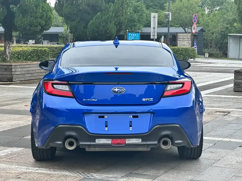 Subaru BRZ — фото 4
