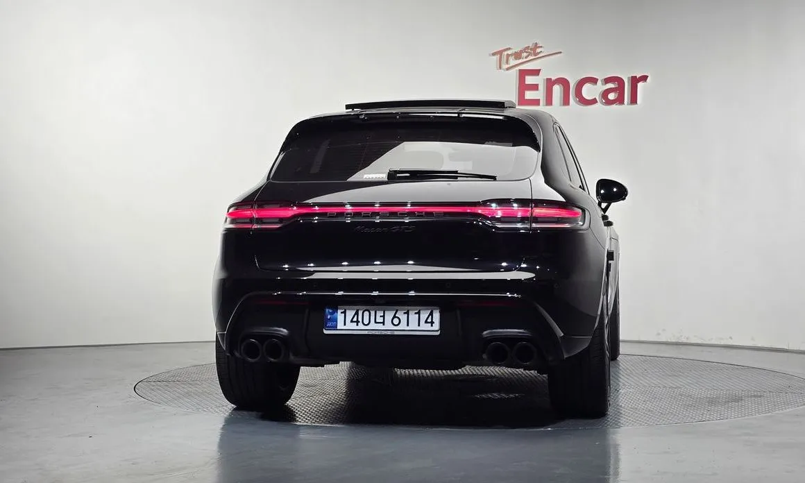 Porsche Macan — фото 9