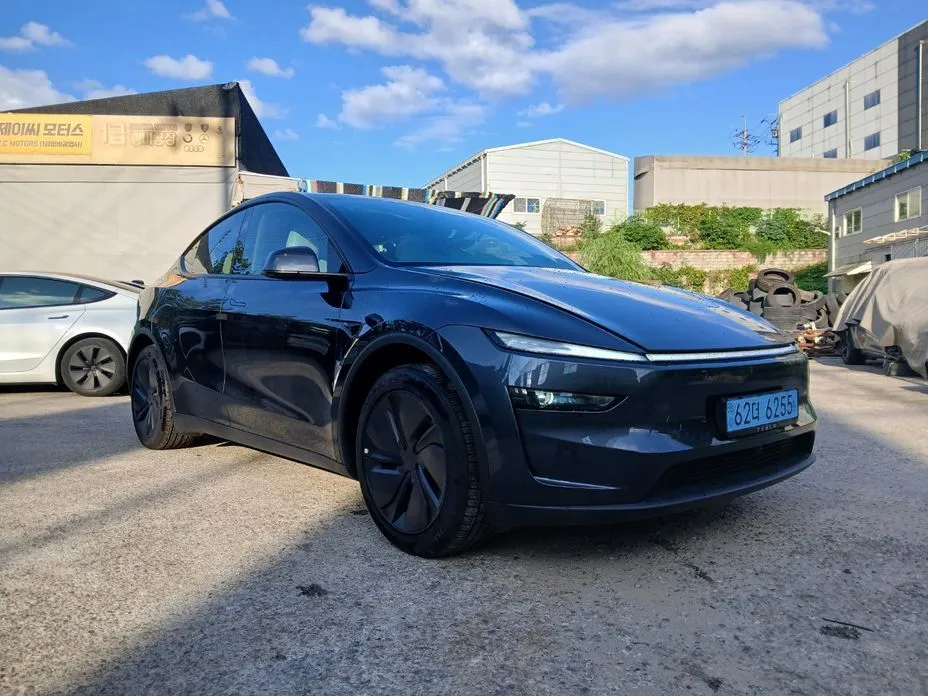 Tesla Model Y — фото 6