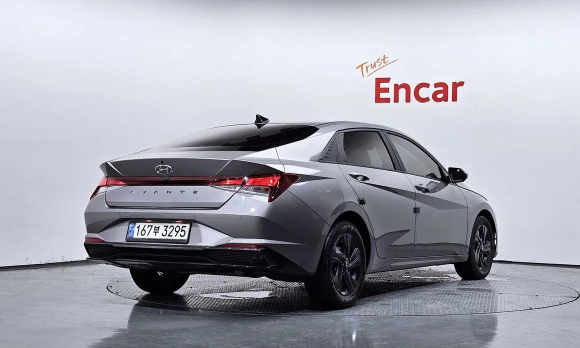Hyundai AVANTE — фото 8