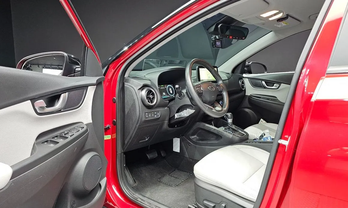 Hyundai Kona 2023 из KR, фото 10