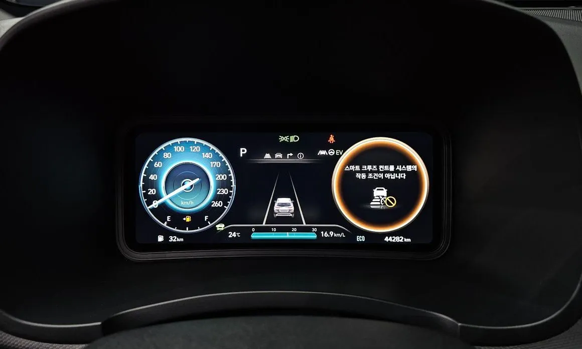Hyundai Kona 2023 из KR, фото 4