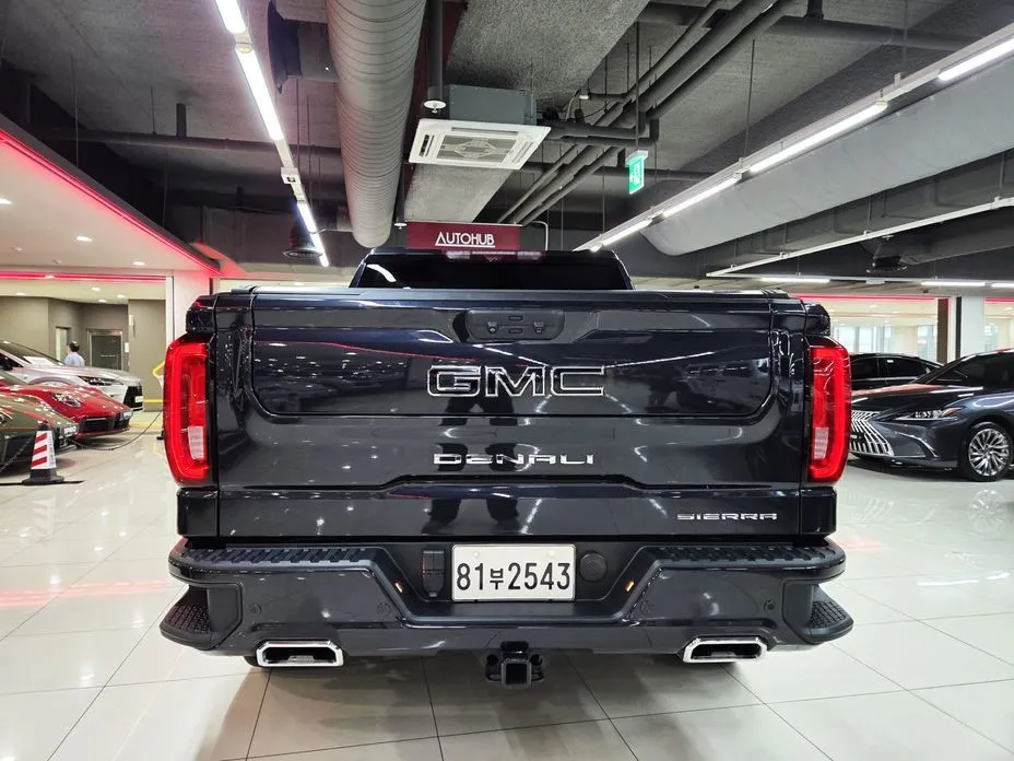 GMC Sierra — фото 7