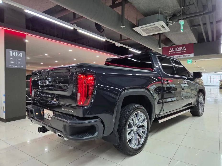 GMC Sierra — фото 10