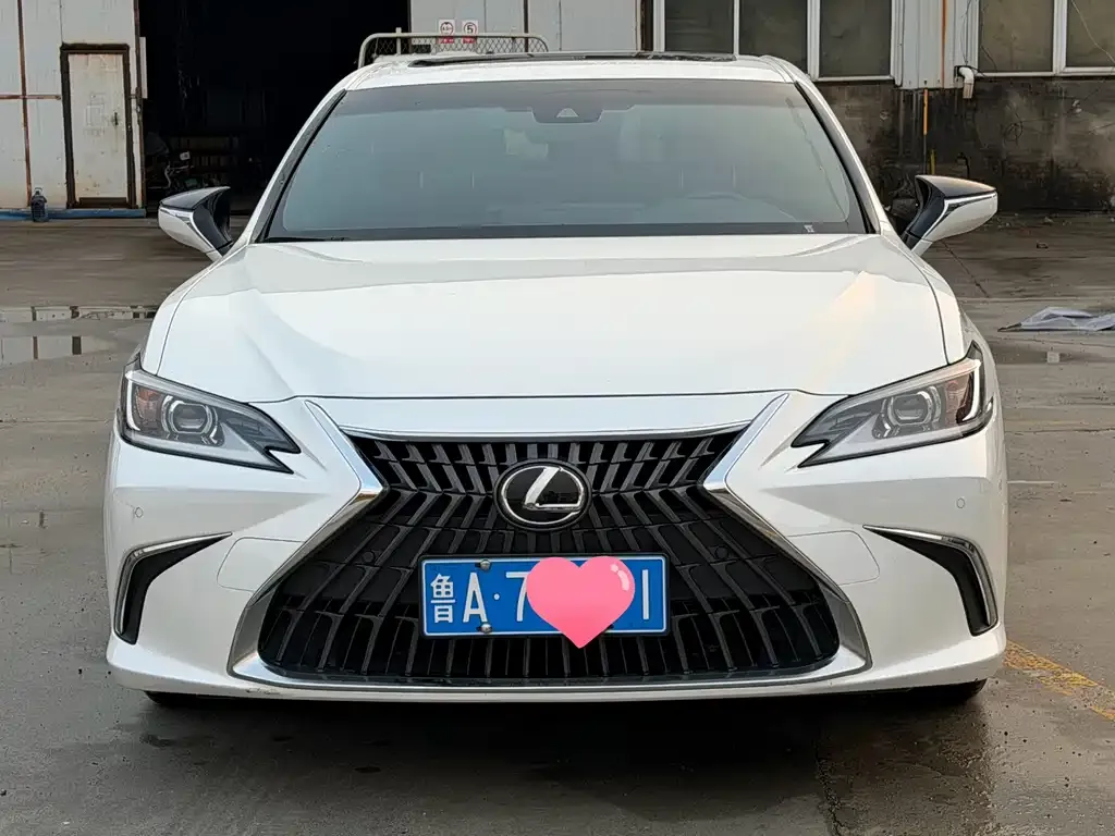 Lexus ES 2024 из CN, фото 2