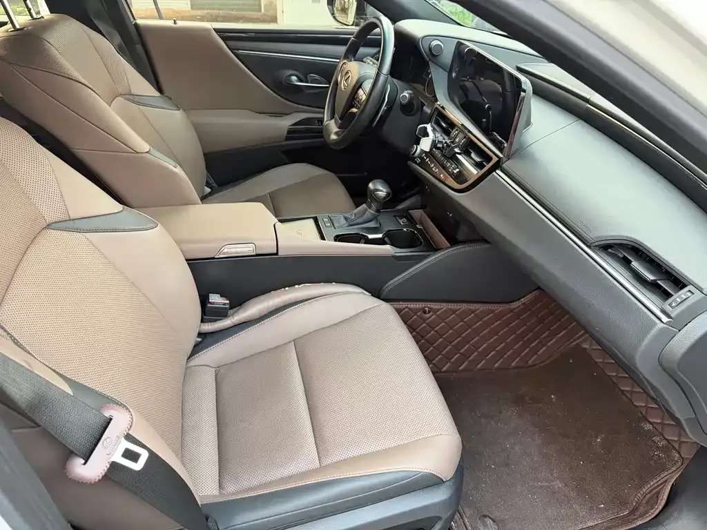 Lexus ES 2024 из CN, фото 6