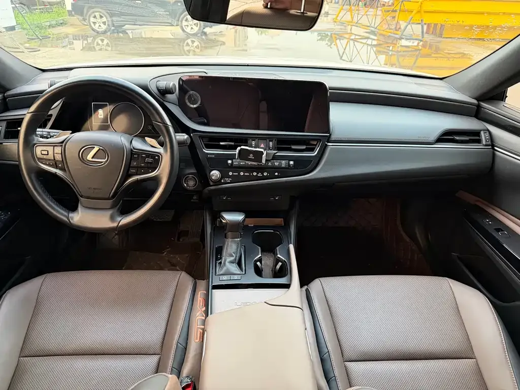 Lexus ES 2024 из CN, фото 8