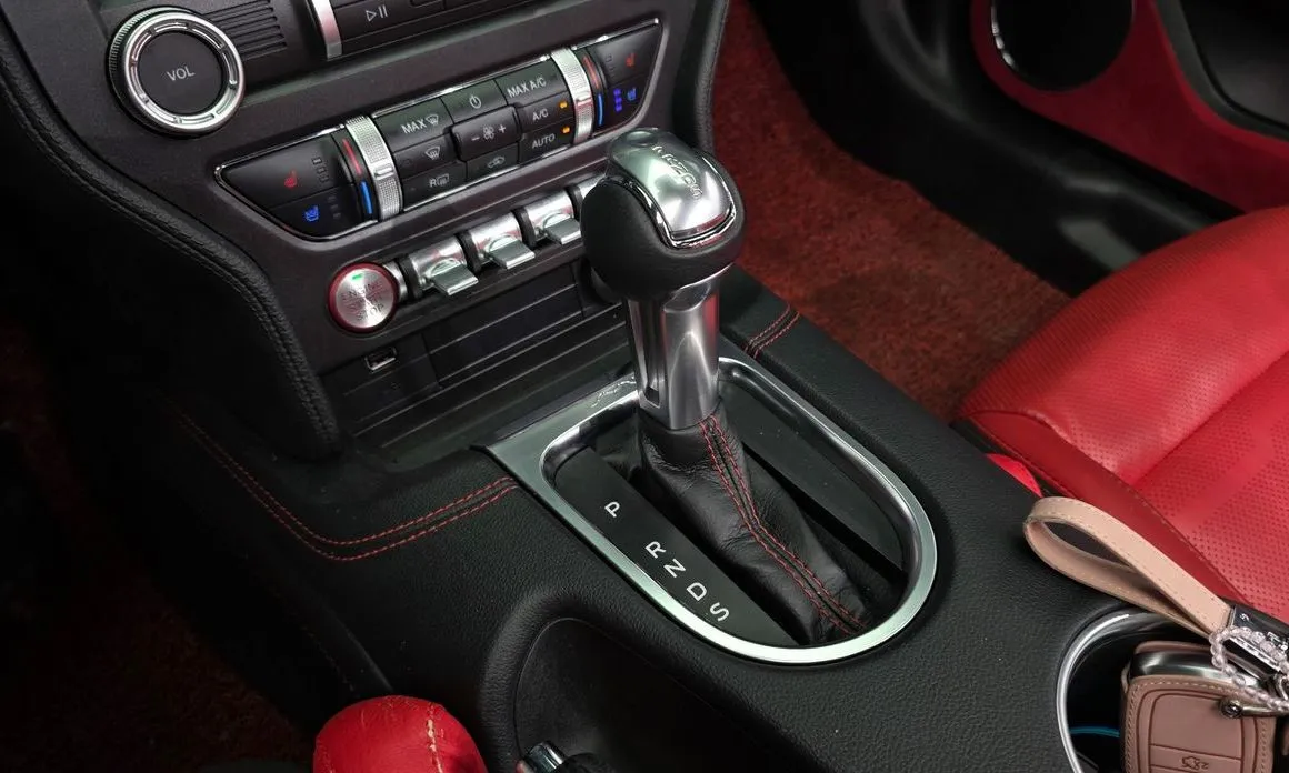 Ford Mustang 2022 из KR, фото 5