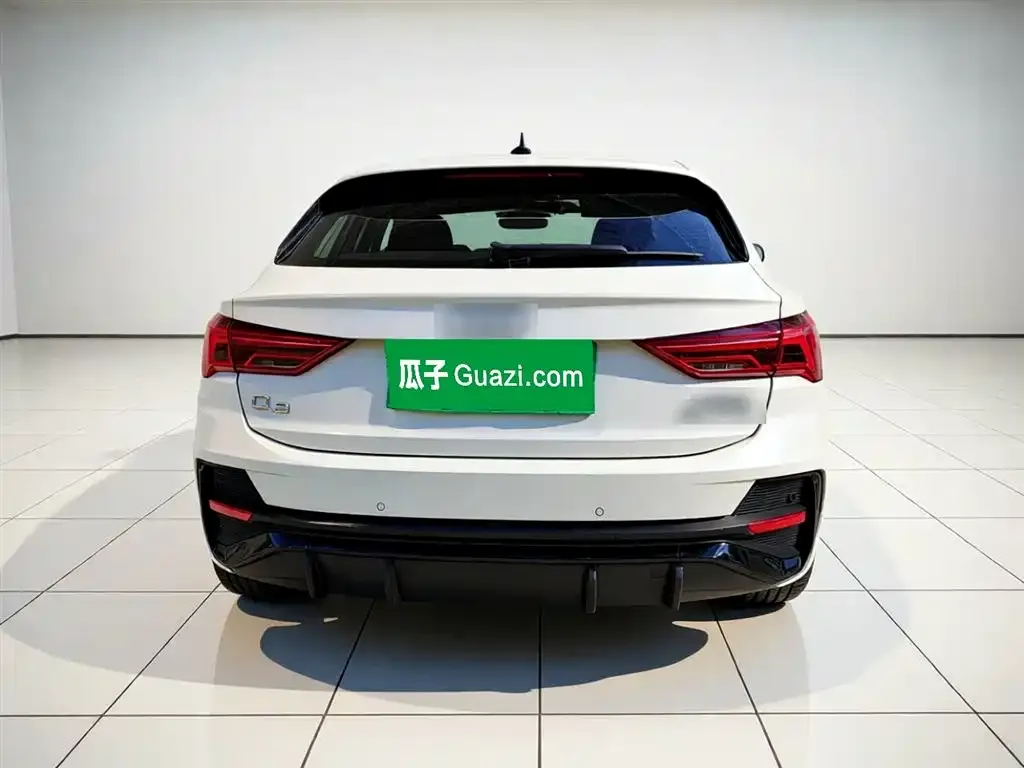 Audi Q3 Sportback — фото 4