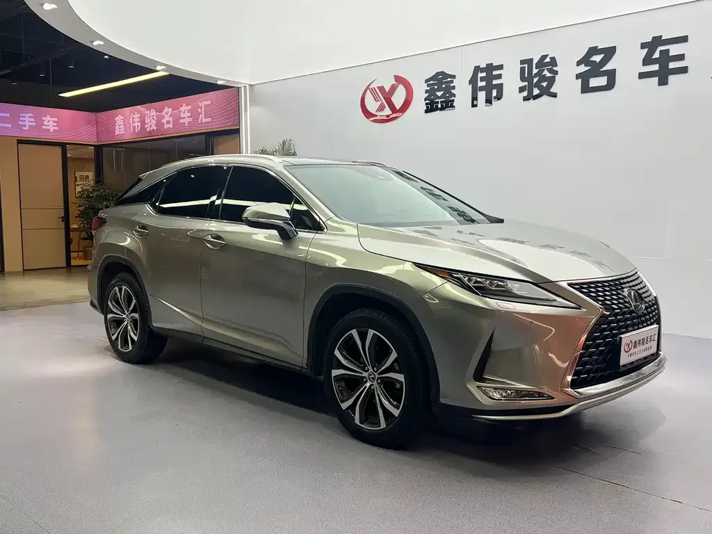Lexus RX — фото 9