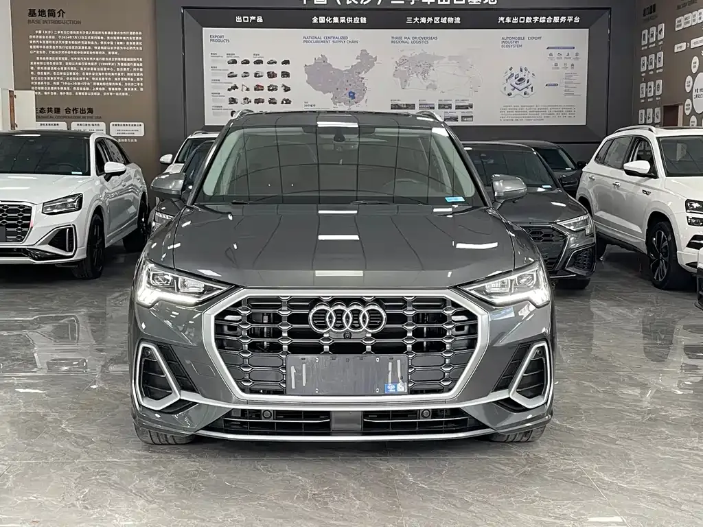 Audi Q3 — фото 7