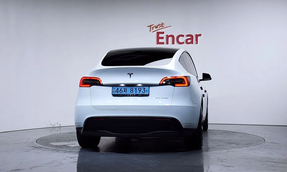 Tesla Model Y 2023 из KR, фото 4