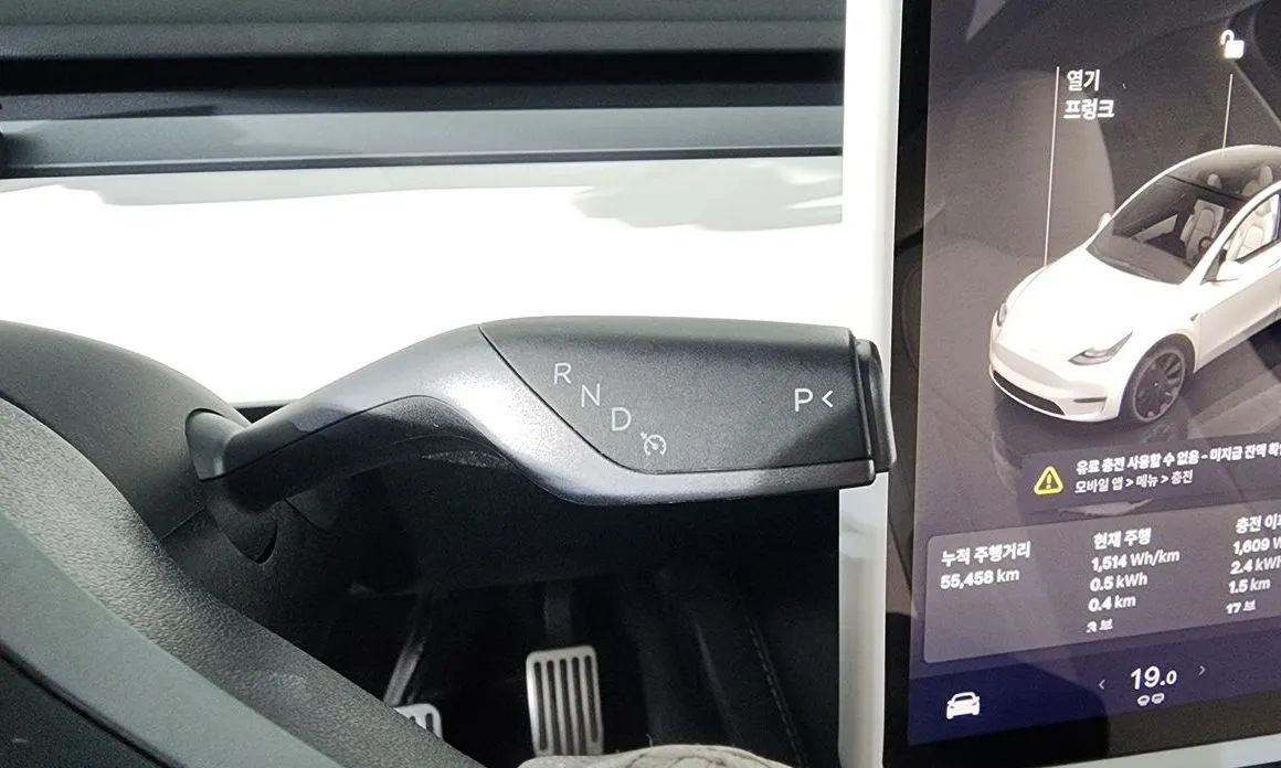 Tesla Model Y 2023 из KR, фото 5