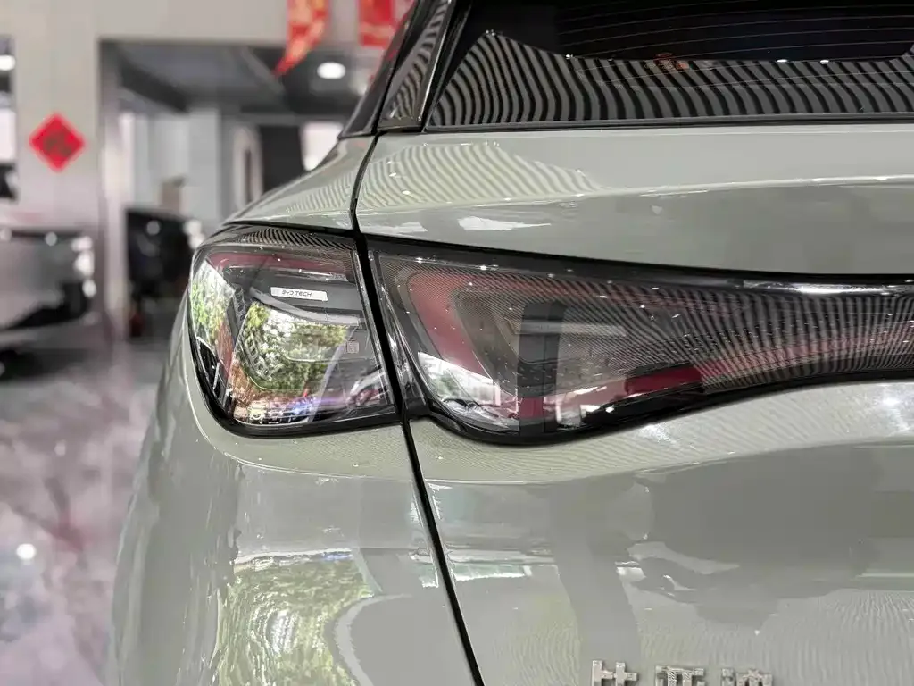 BYD Seal 06GT — фото 4