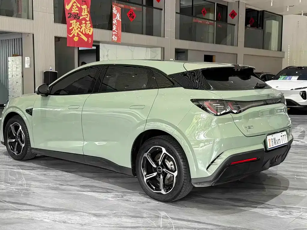 BYD Seal 06GT — фото 10