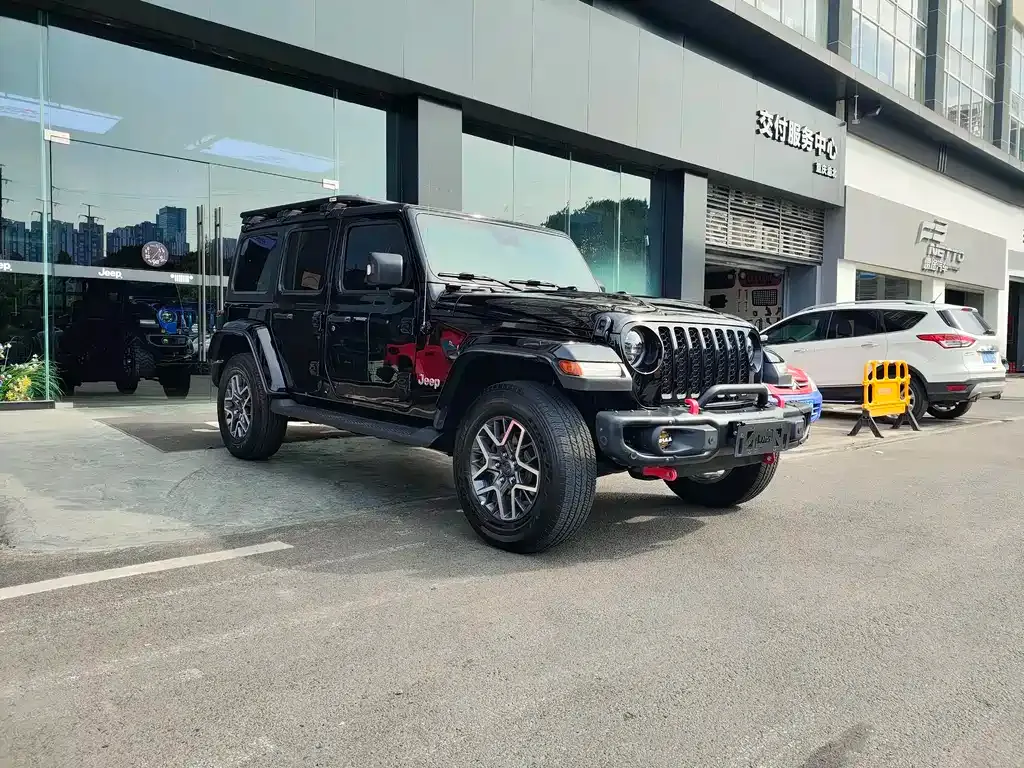 Jeep Wrangler PHEV 2023 из CN, фото 8