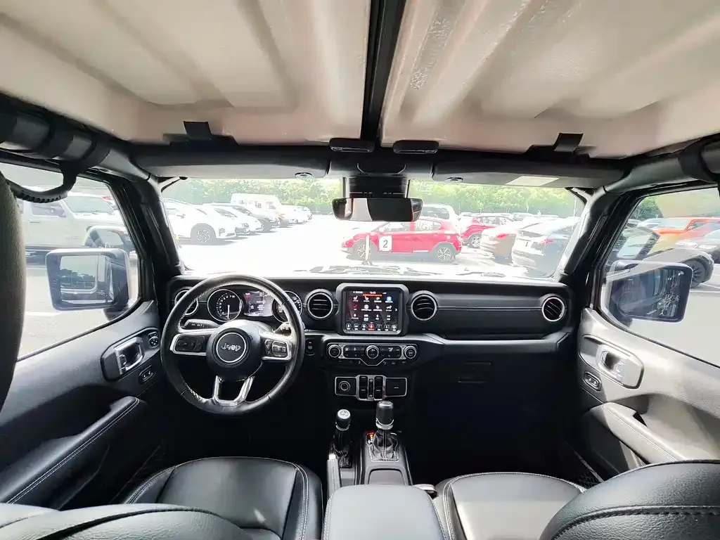 Jeep Wrangler PHEV 2023 из CN, фото 4