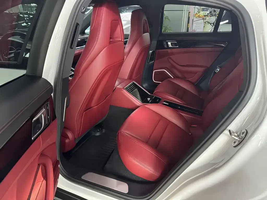 Porsche Panamera Hybrid — фото 6