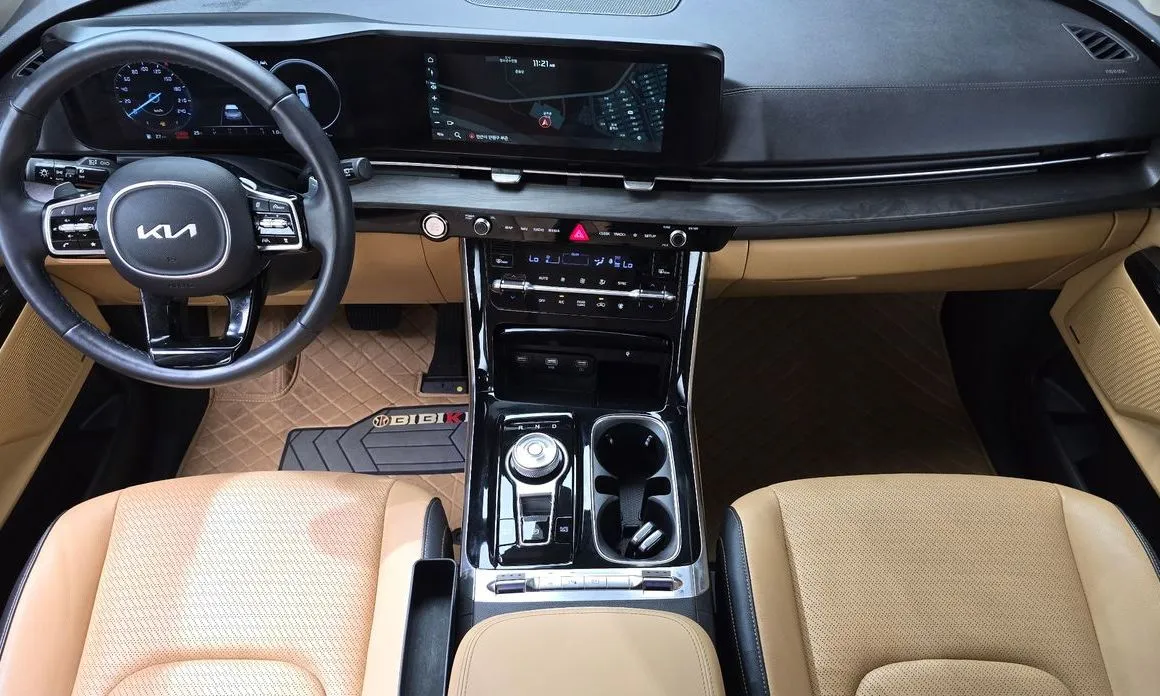 Kia Carnival — фото 10