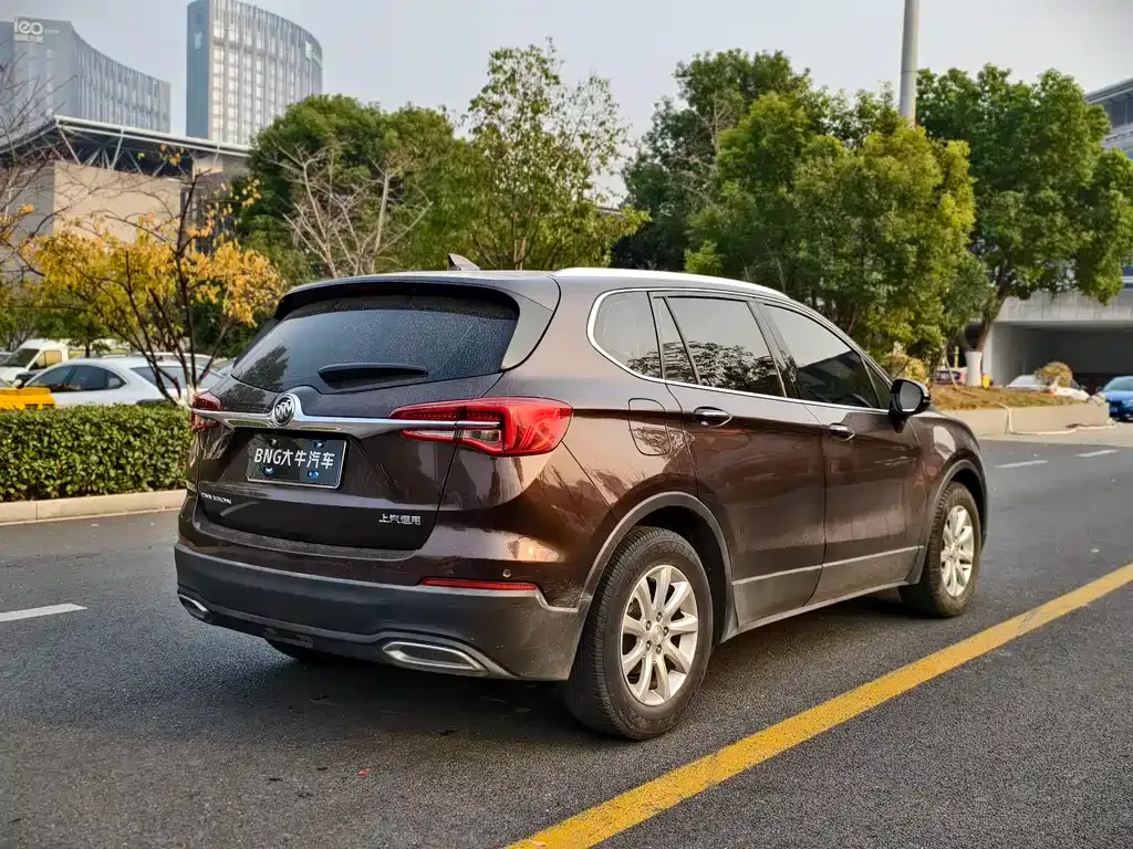 Buick Envision Plus — фото 10