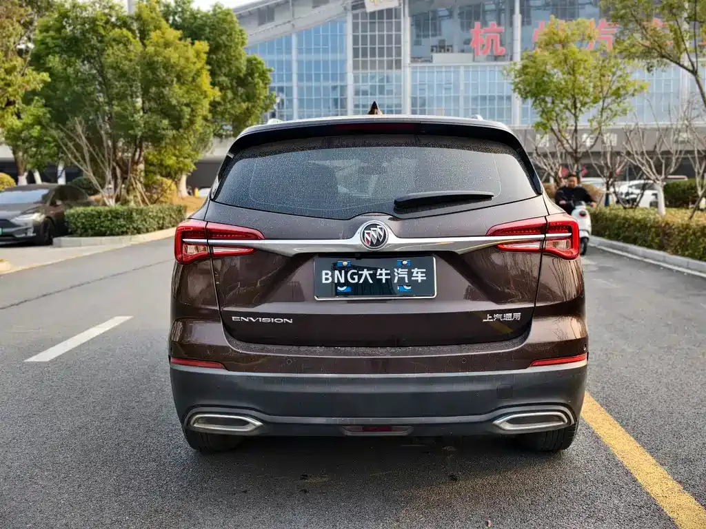 Buick Envision Plus — фото 2