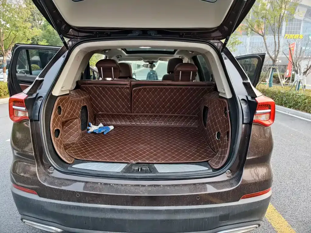 Buick Envision Plus — фото 9