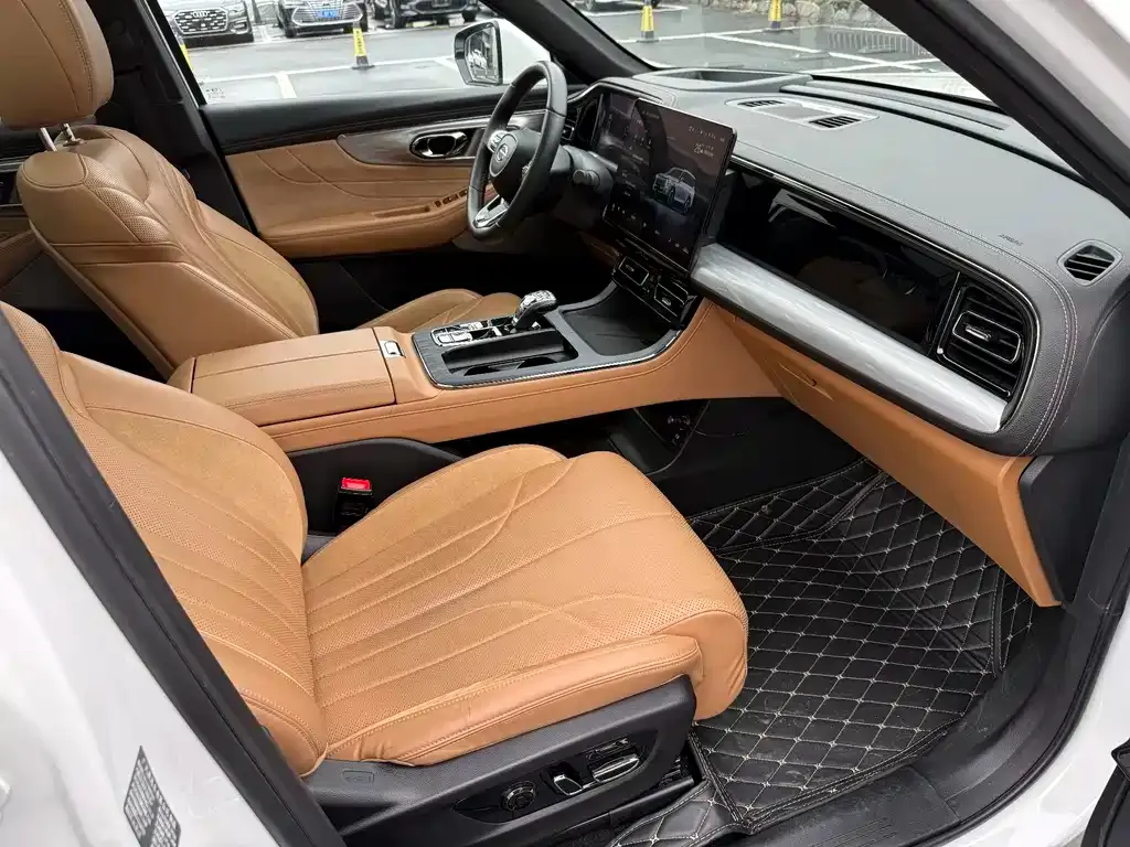 GAC Motor Trumpchi ES9 — фото 8