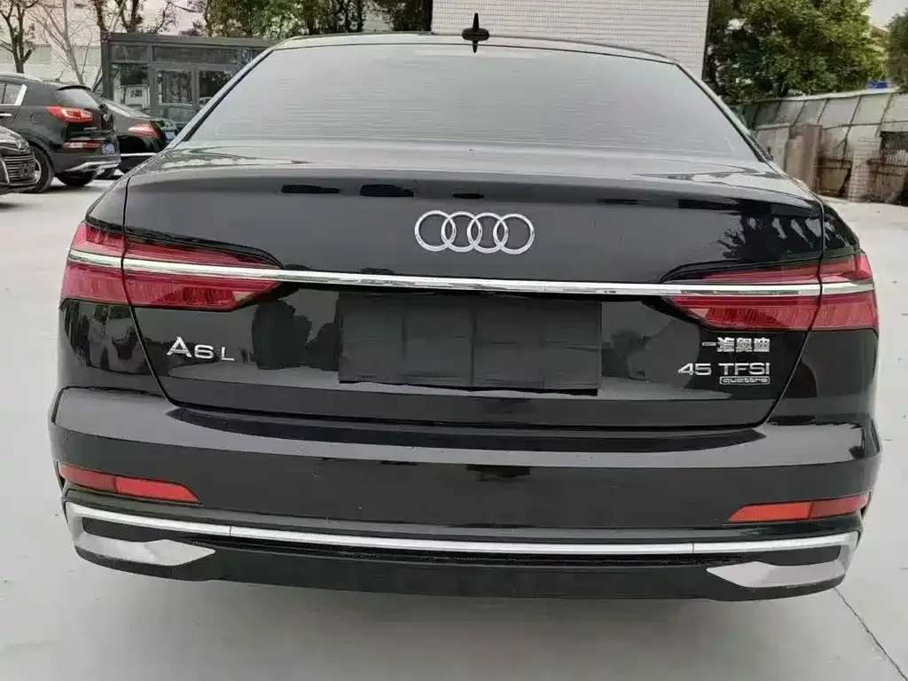 Audi A6L — фото 3
