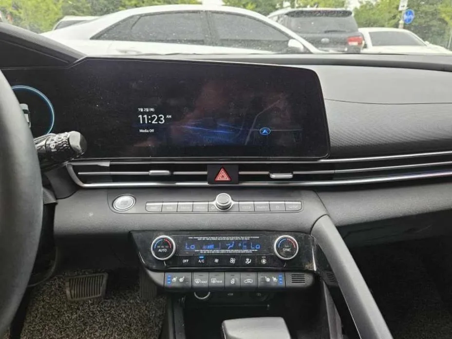 Hyundai AVANTE — фото 3